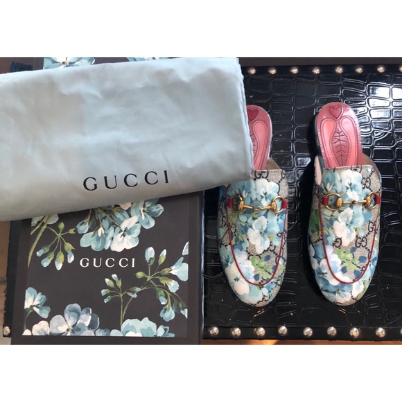 gucci bloom mules